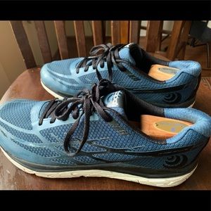 Topo Men Magnifly 2 ZeroDrop. Size 11